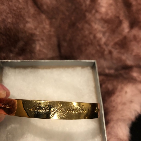 Kate Spade “Beat Friend Ever” Bangle - Picture 5 of 9